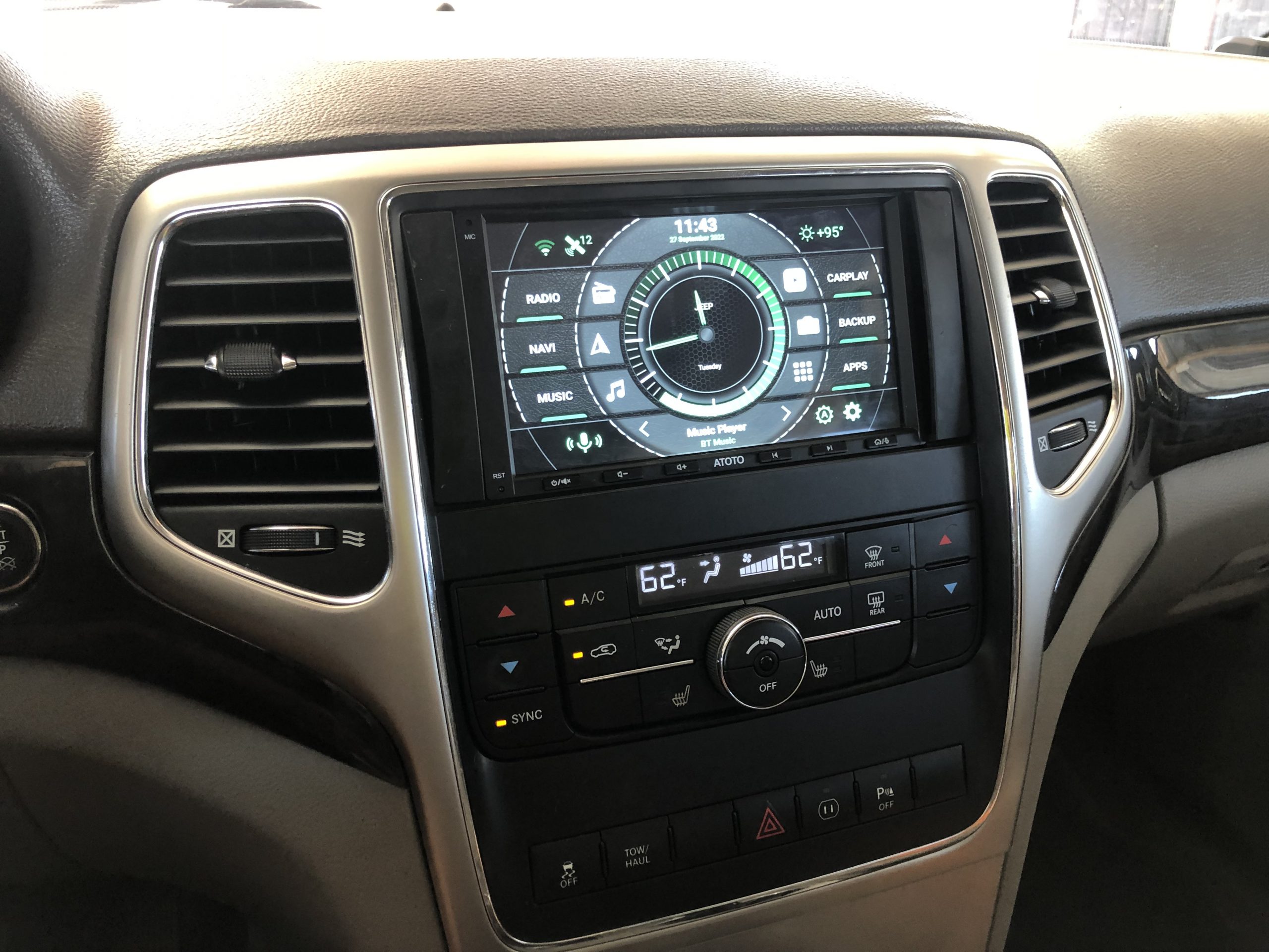 Jeep Grand Cherokee WK2 Double DIN Stereo Install Parts